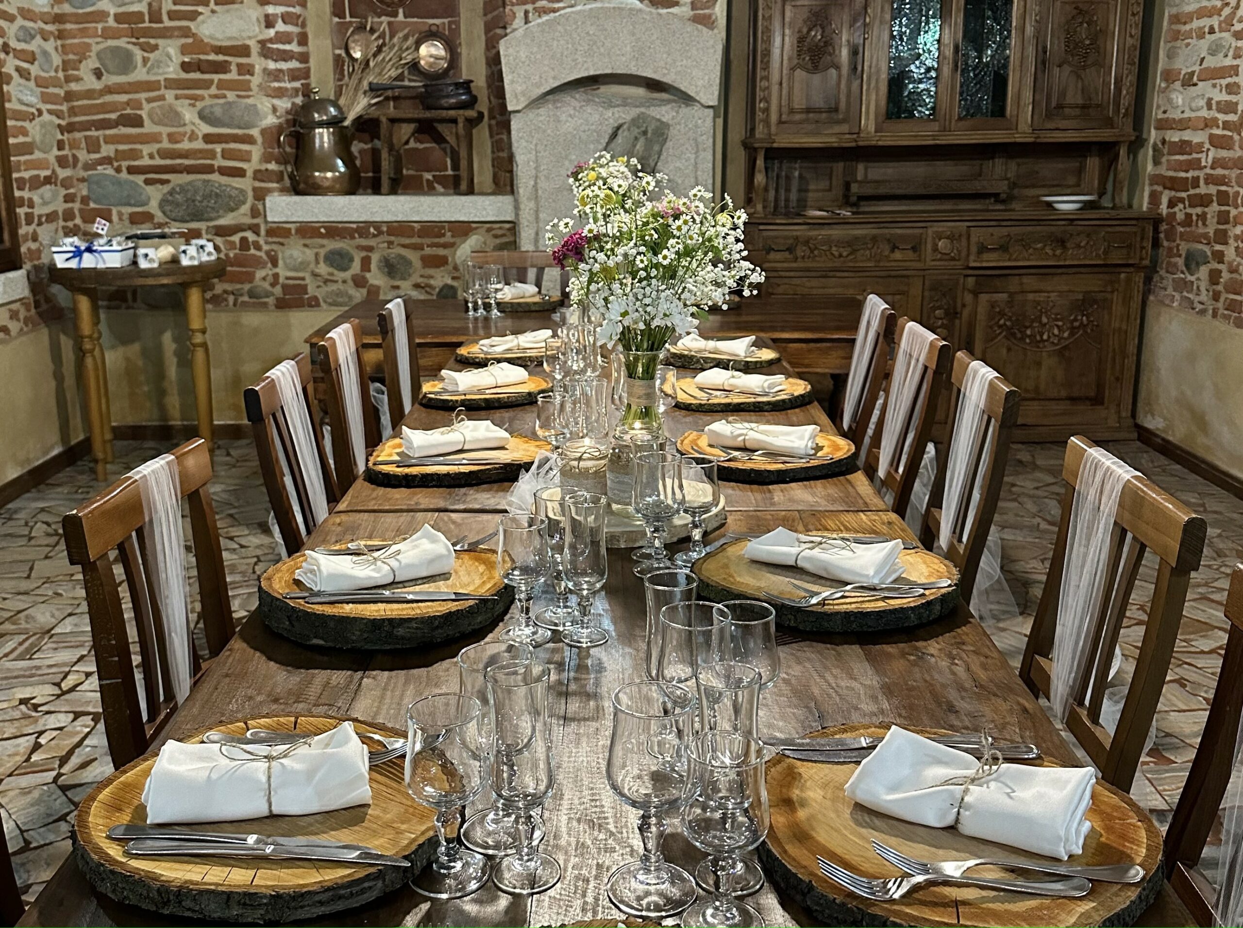 gallery sala pozzo - LA SALA DEL POZZO un tuffo nella tradizione - location calda e autentica atmosfera piemontese